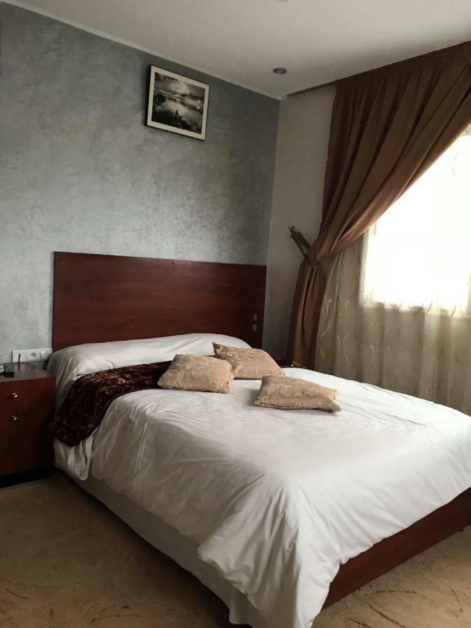 Hotel Borj El Arab Kourigha Exteriör bild